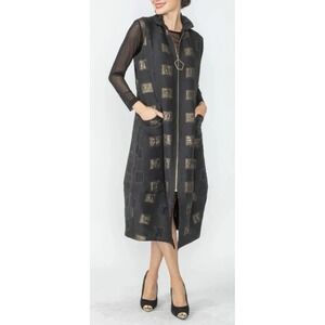 IC Collection Dress XS Black Textured Geometric Textured Zip NWT